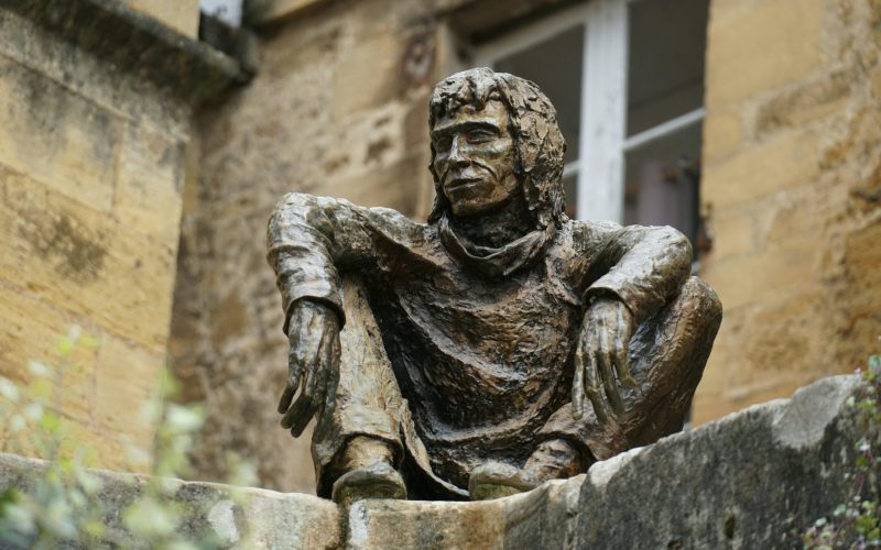 Sarlat Aujourdhui et Demain Sarmat Centre @Sheila unsplash